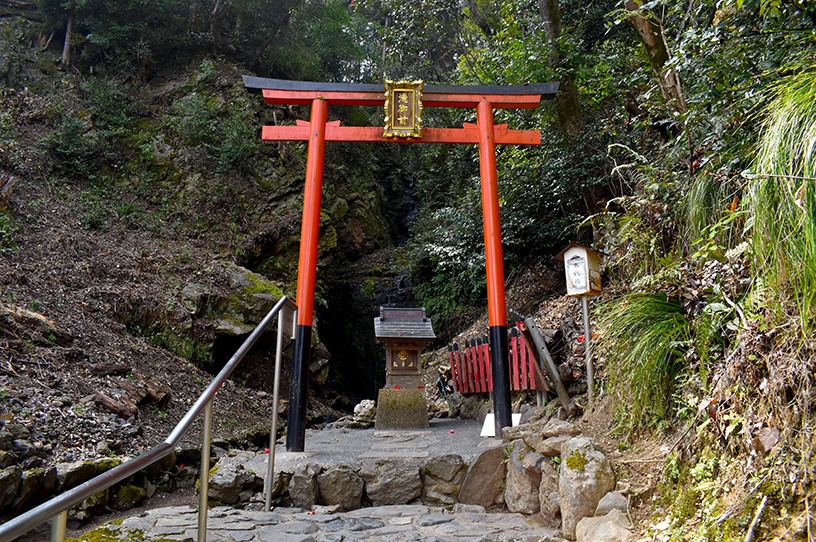 霊亀の滝