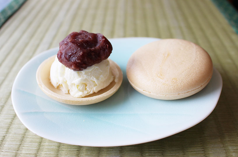 アイスもなか 持ち帰り1個180円、店内飲食1個183円