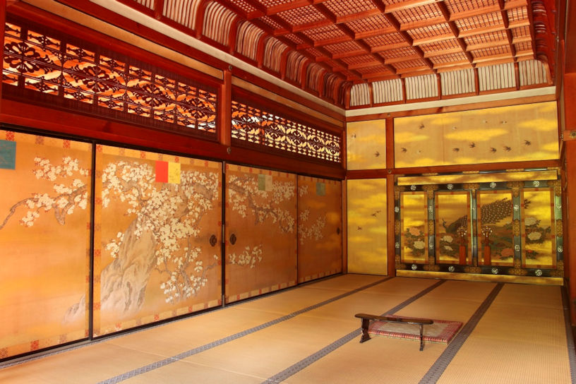 宸殿内部