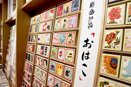 美術館にショップ、蕎麦屋まで?！ 京都通におすすめの徳力版画のお店
