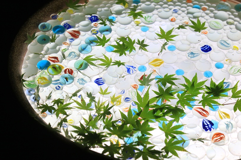 写真は試験点灯時の模様です