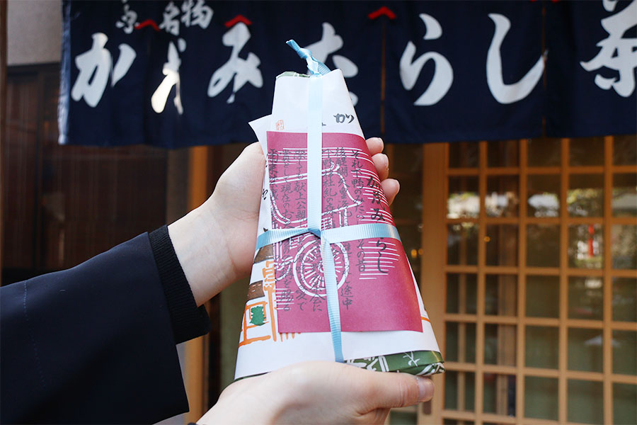 お持ち帰り用のみたらし団子