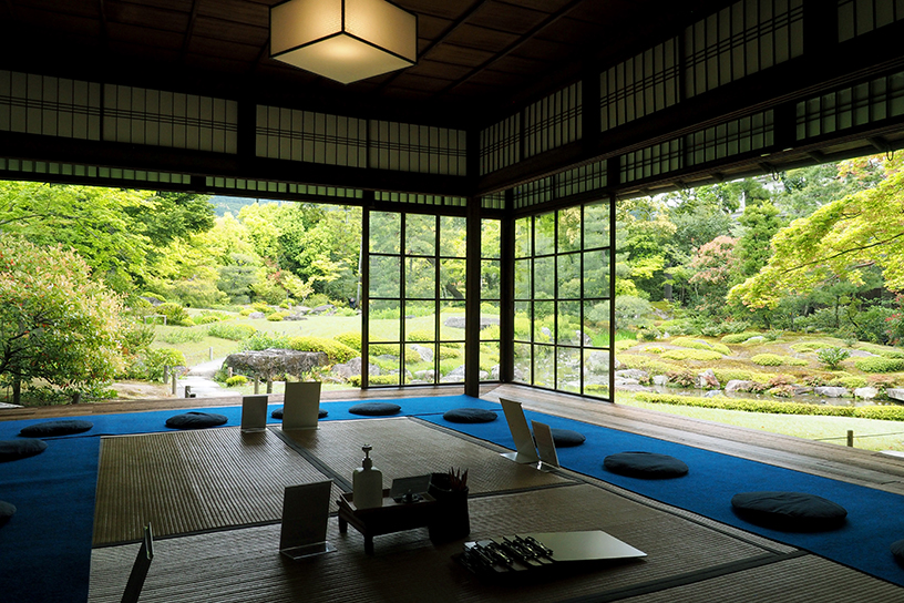 母屋