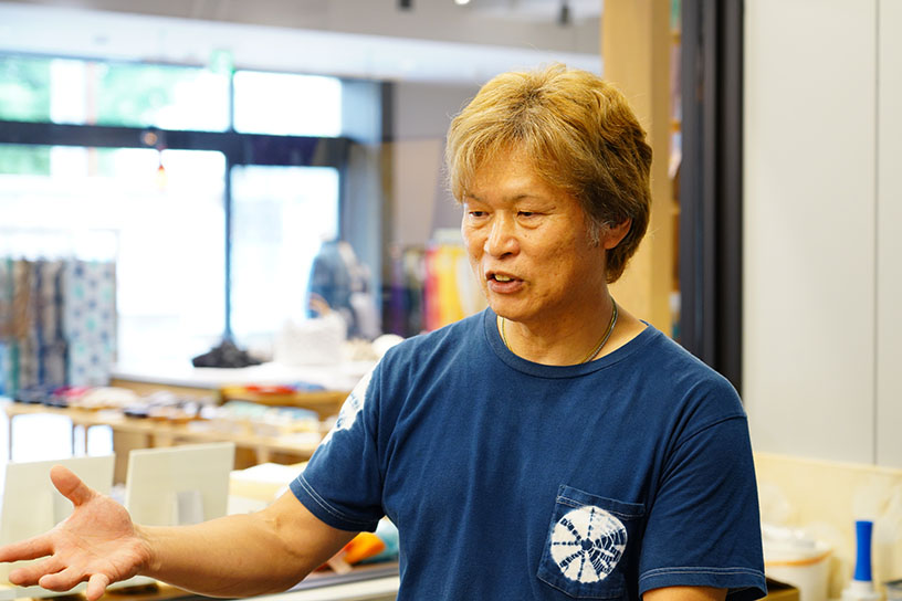 「京鹿の子絞（染色部門）伝統工芸士」の大槻さん