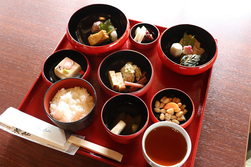 精進料理の朝食※写真はイメージです。内容は異なる場合があります