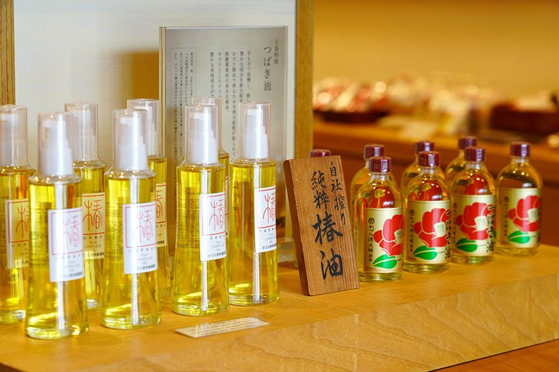 使いやすいプッシュボトルタイプ（2,310円）もあります