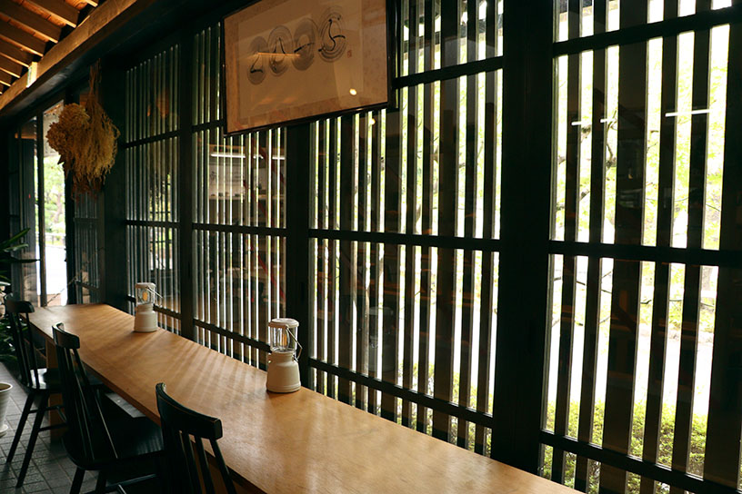 店内のイートイン席