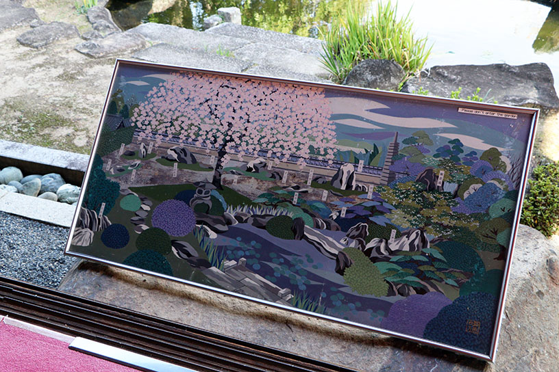 宝生殿前に置かれた、庭園の解説イラスト