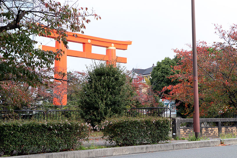平安神宮の大鳥居