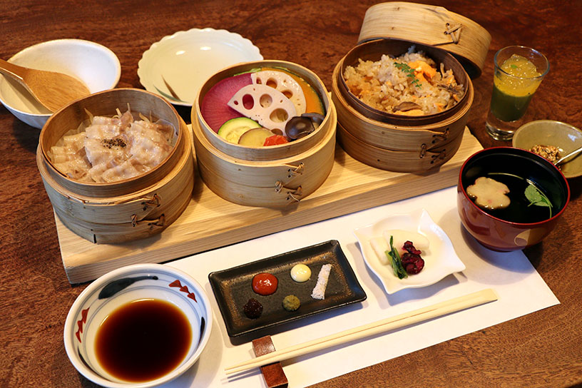 季節野菜のせいろごはん 2,970円