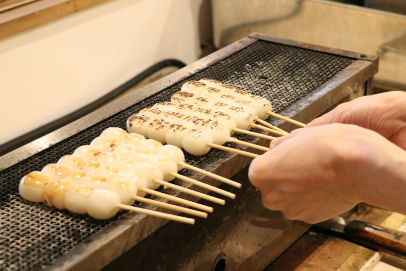 焼き目が付けられ、香ばしさがアップ！
