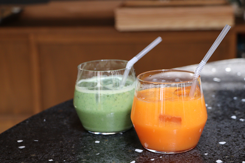 ベジフル(左:ほうれん草×バナナ、右:人参×マンゴー) 各600円