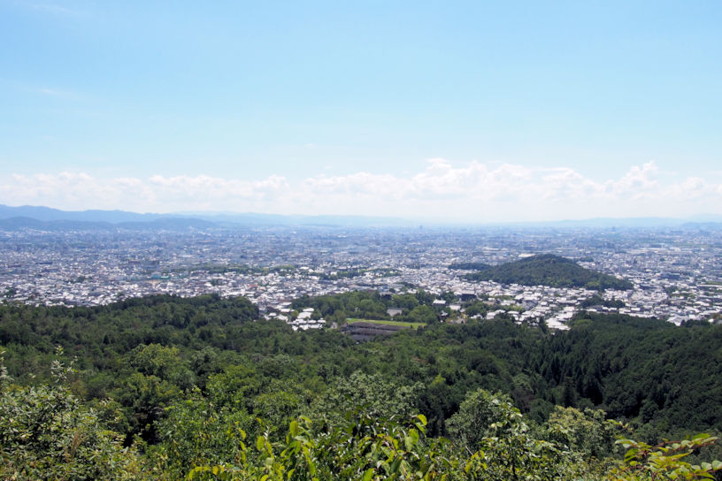 京都市街を一望。
