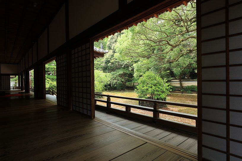 宸殿からの眺め　
