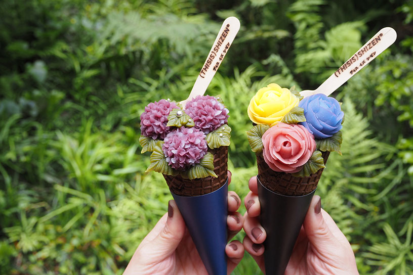 アイスブーケ（左：AJISAI 1,750円※期間限定、右：ROSE MIX 1,700円）