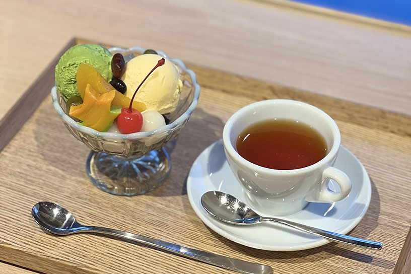 アニバーサリーイヤー限定スイーツ「エスプレッソあんみつ」 1,500円（ドリンク付き）
