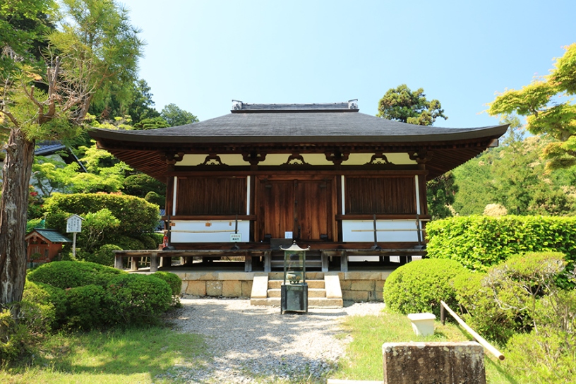 重要文化財に指定される文殊堂（内部非公開）