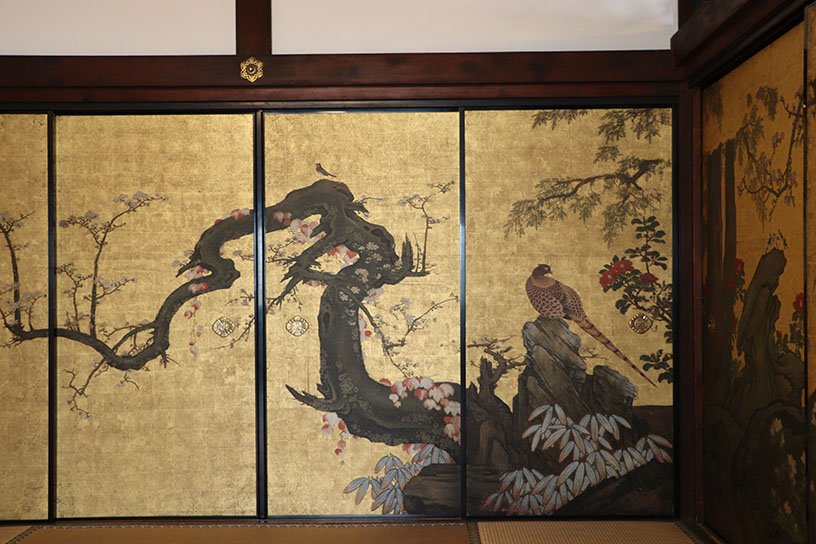『梅に山鳥図』※上間二の間全体の作品を『梅・柳に遊禽図』と呼びます
