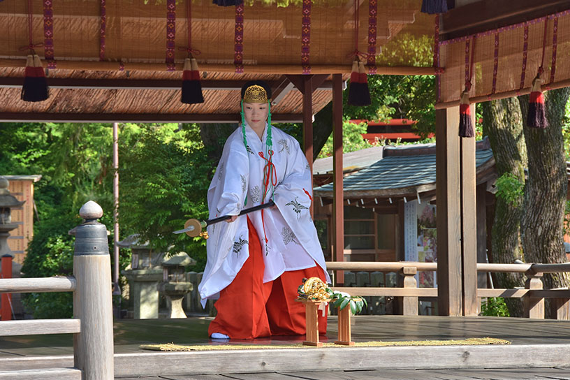 夏越の神楽