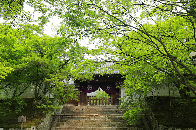 勅使門