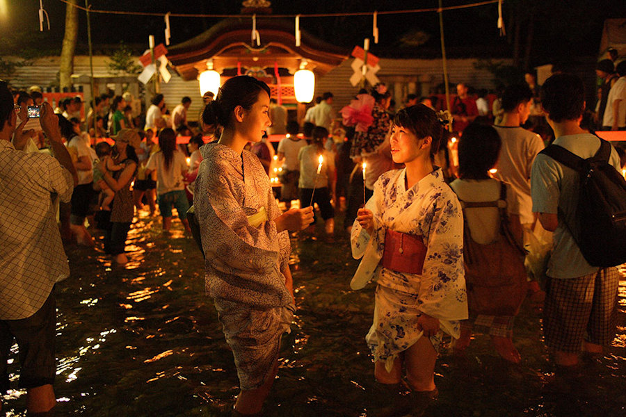 御手洗祭（みたらしまつり）
