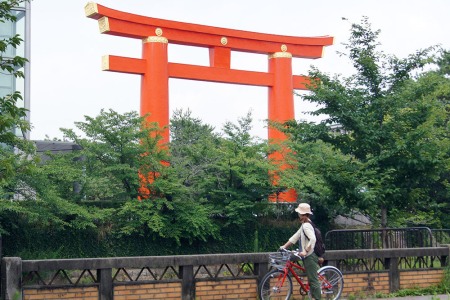 スタッフが語る、京都の自転車事情