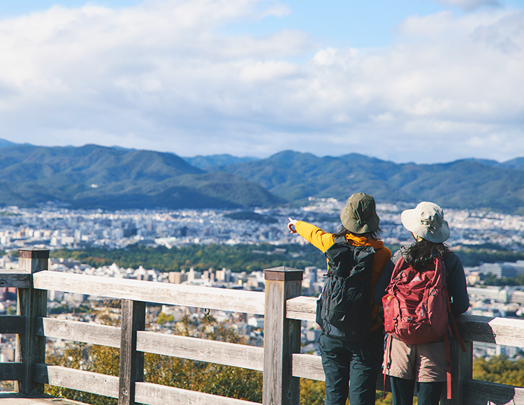 人気観光スポットの“裏山”をめぐる、清水山～蹴上コース